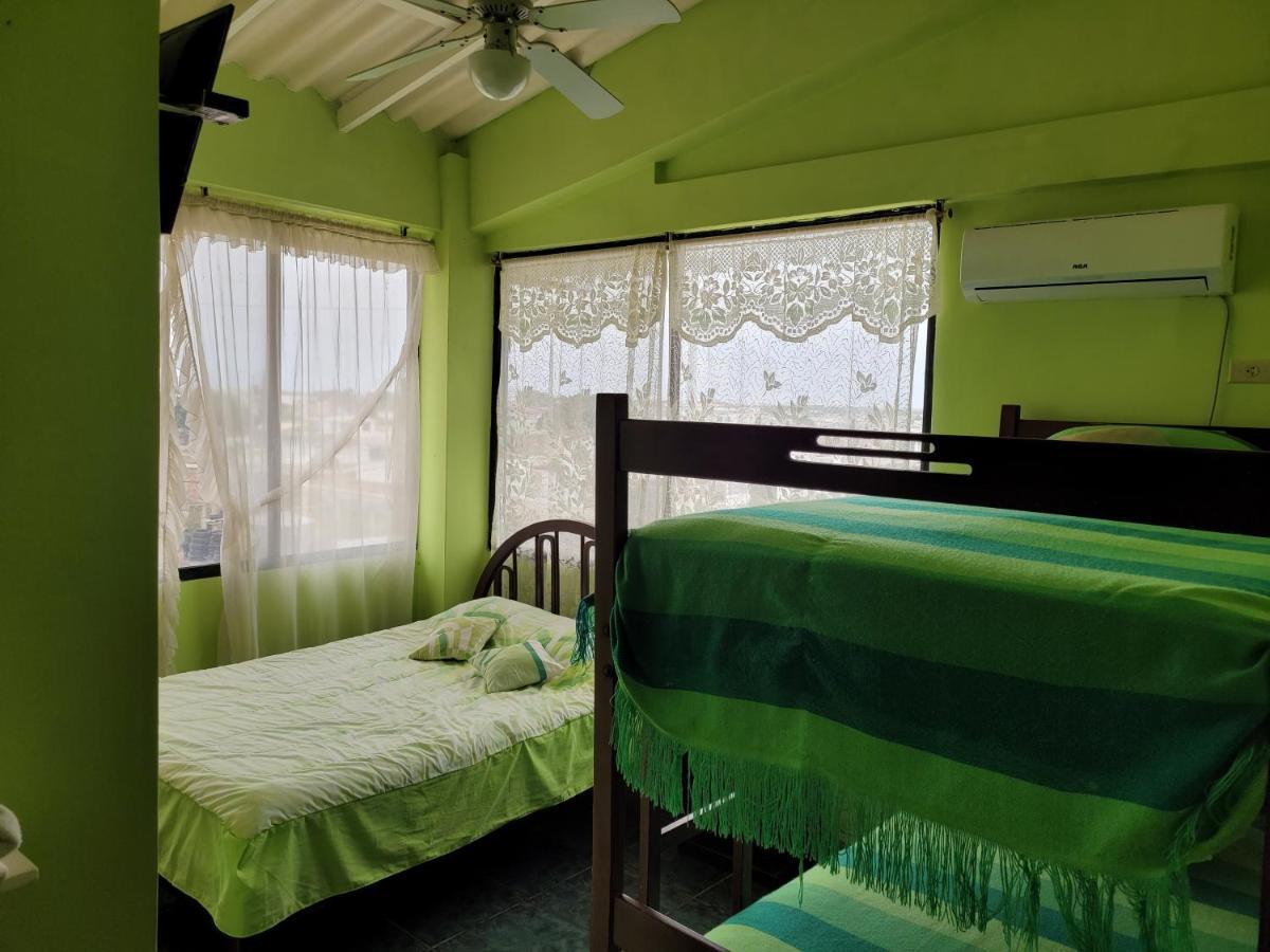 Hostal Haziel Salinas  Dış mekan fotoğraf